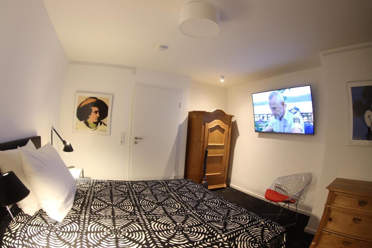 The Birdy Mountains Luxury Lodge 2, 230Qm,Sauna,Entertainment Schlitz Luaran gambar